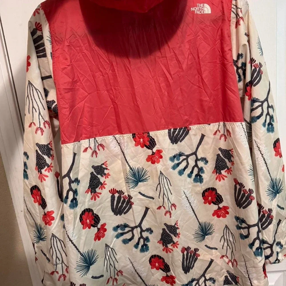The North Face multicoloured windbreaker jacket Size S